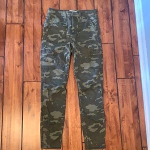 Kohl’s camo high rise skinny jeans